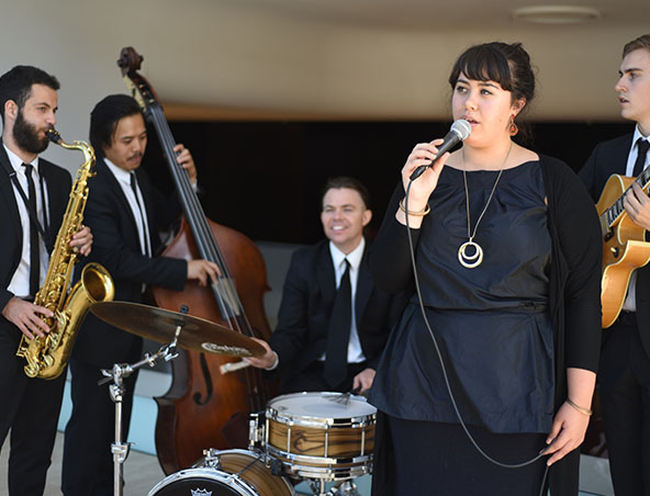 Sway Jazz Band Melbourne - Singers Entertainers - Hire Musicians