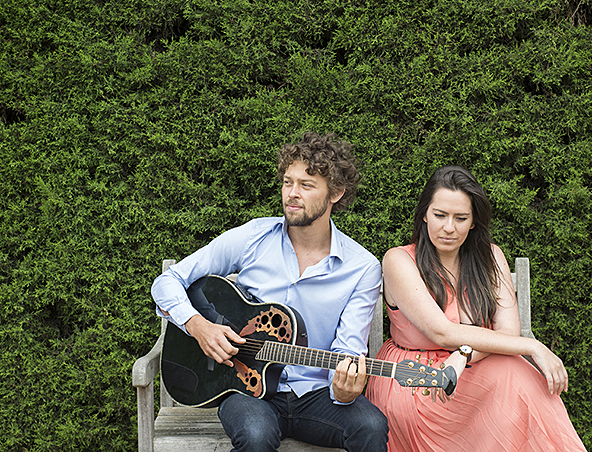 Wendybird Acoustic Duo Melbourne - Wedding Singers Musicians - Entertainers