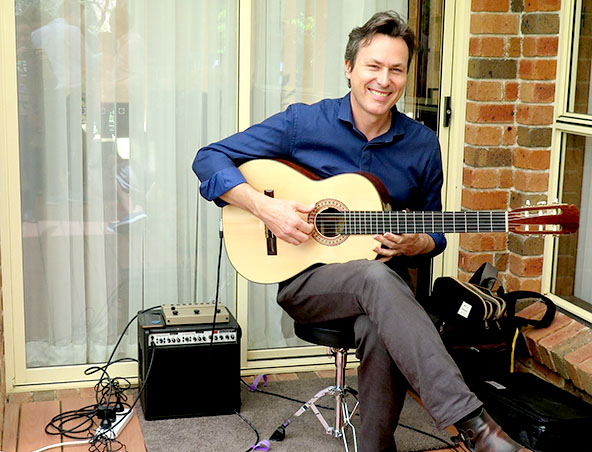 Gavin Libotte Sydney Guitarist